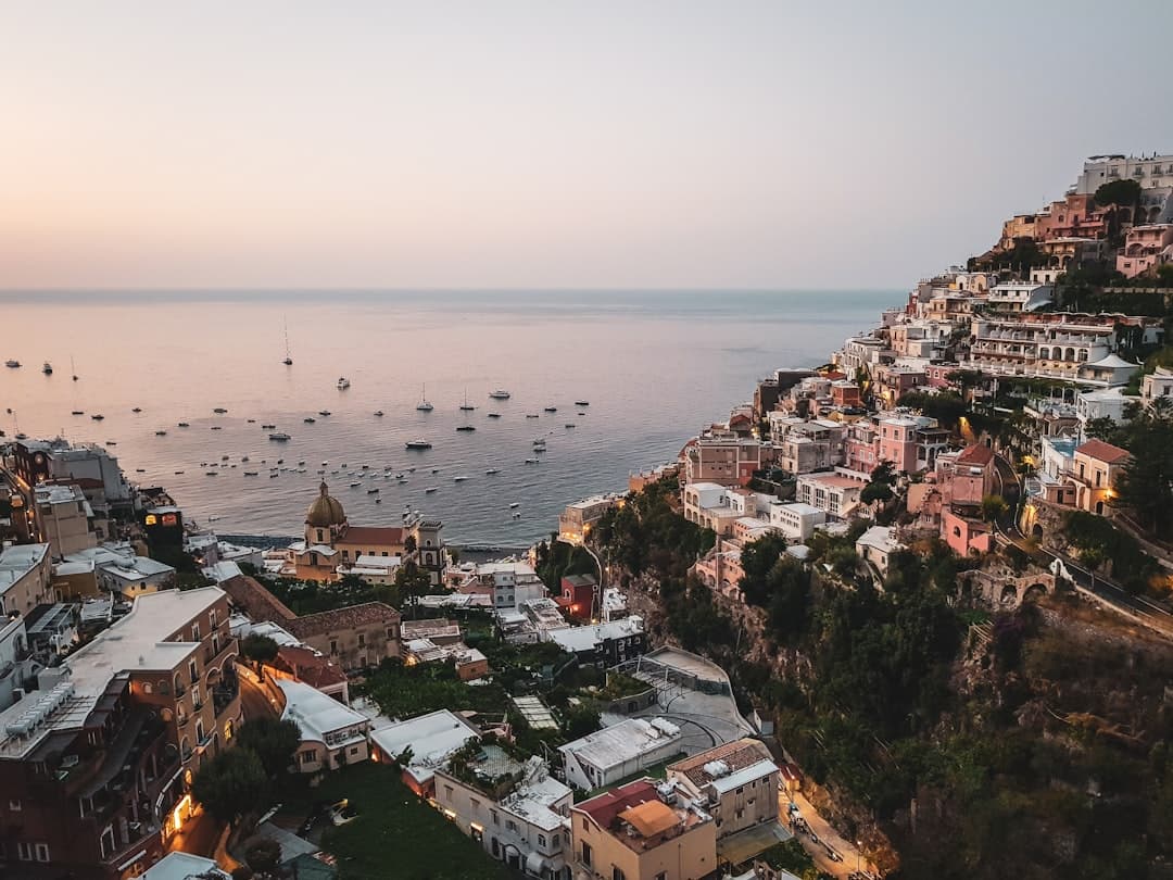 Amalfi Coast Travel Guide: Best Time to Visit & Itinerary photo 4