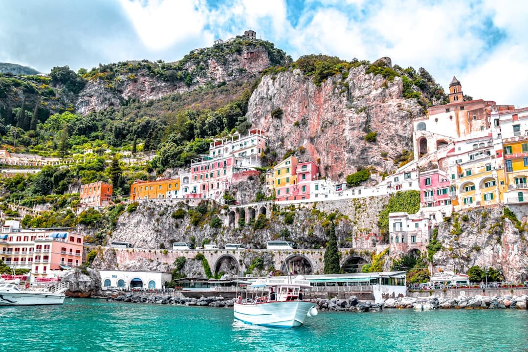 Amalfi Coast Travel Guide: Best Time to Visit & Itinerary