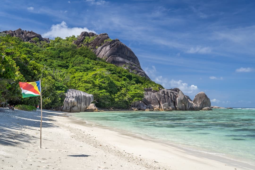 Seychelles Travel Guide: Best Time to Visit & Top Islands photo 3
