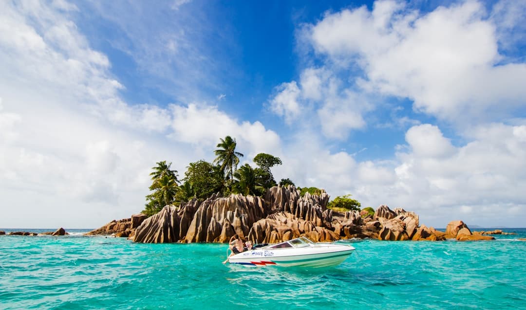 Seychelles Travel Guide: Best Time to Visit & Top Islands photo 4