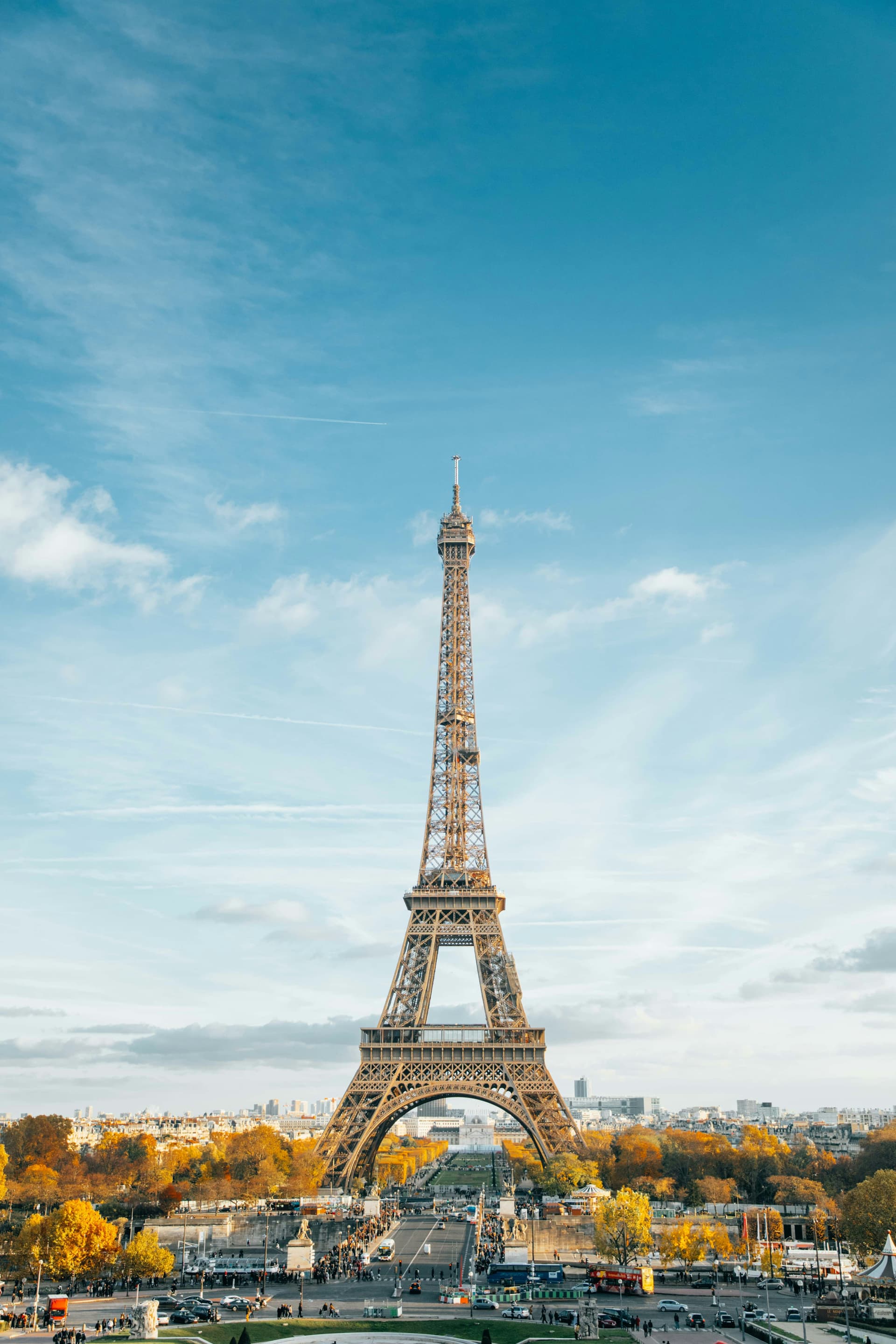 Paris Travel Guide