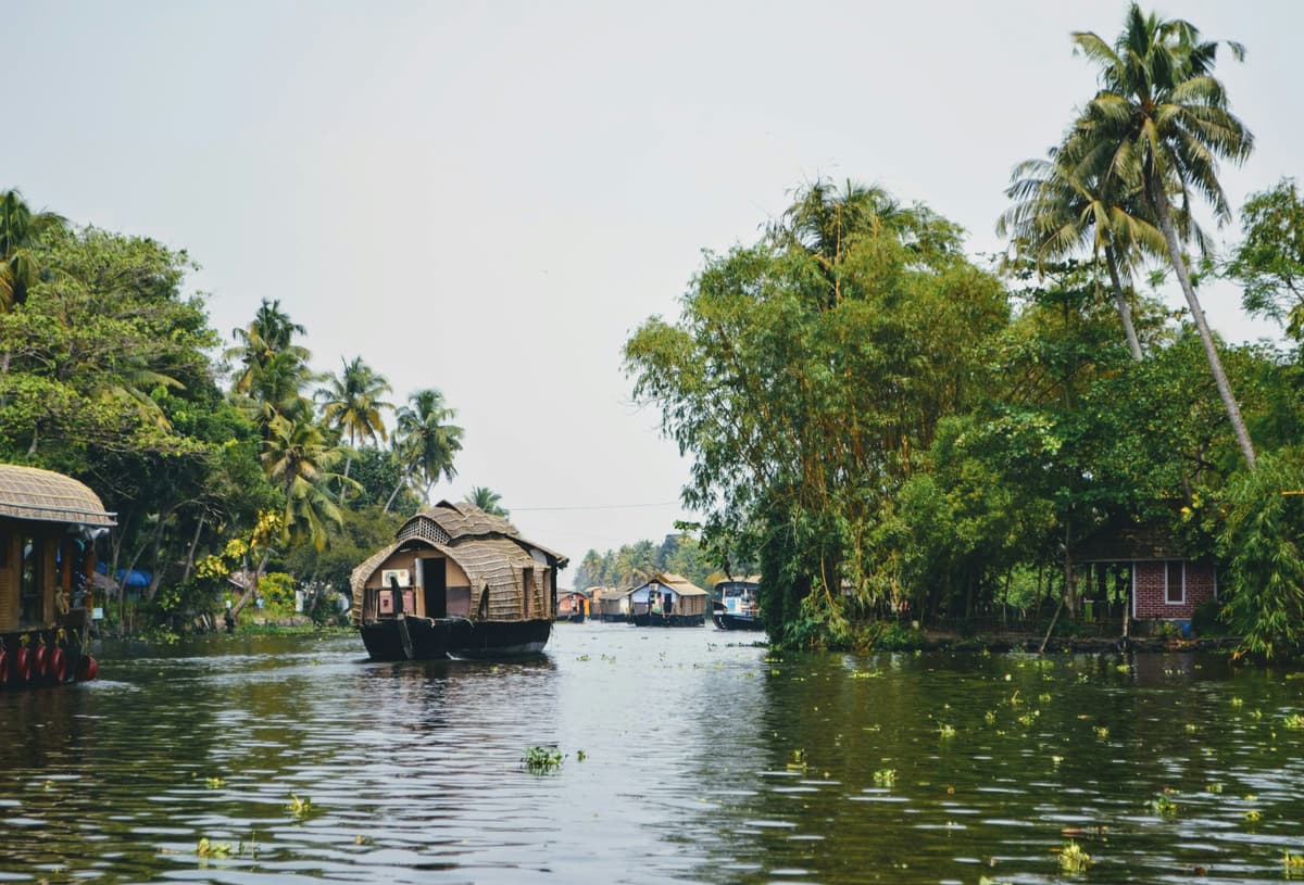 Alleppey: The Venice of the East photo 2