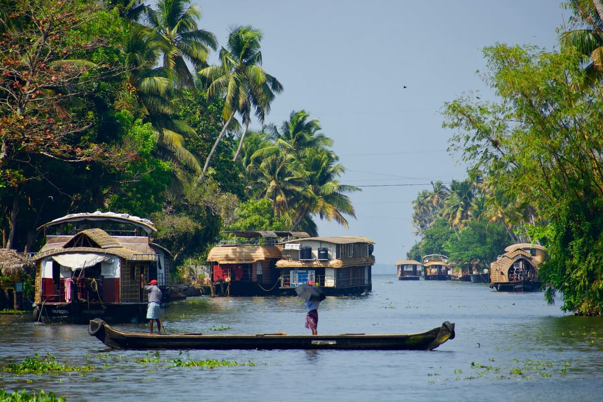 Alleppey: The Venice of the East photo 4