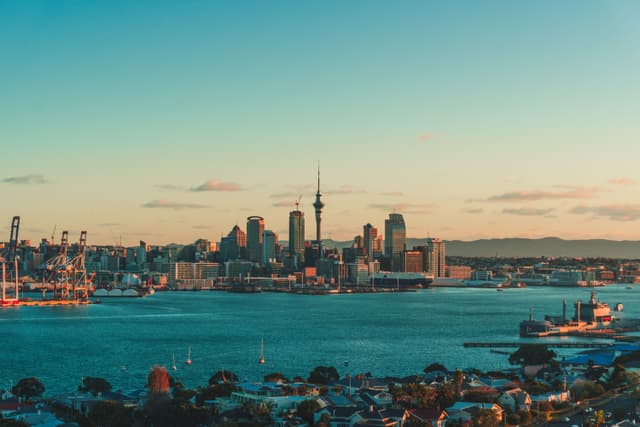 Auckland: City of Sails