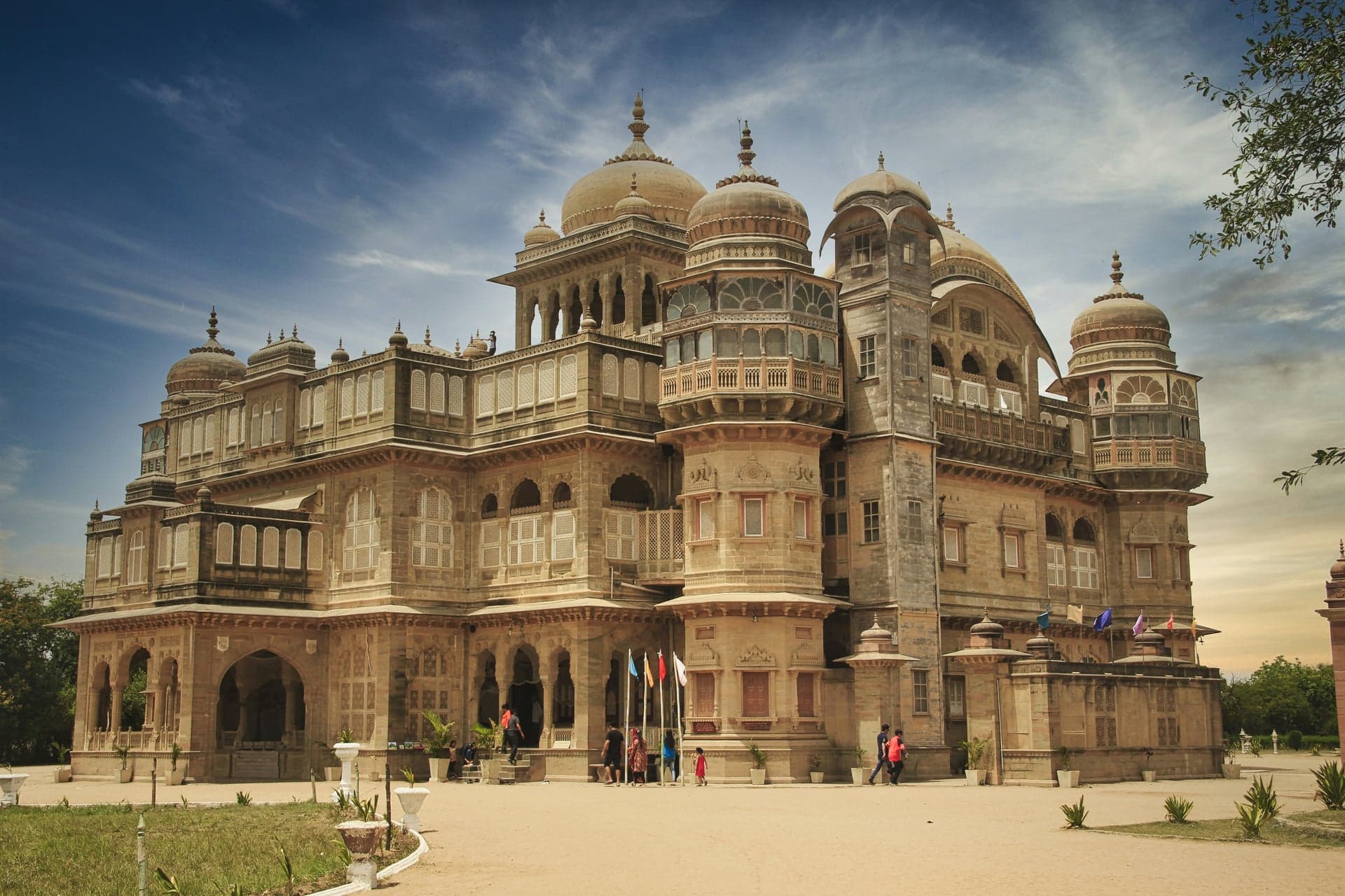 Gujarat Travel Guide