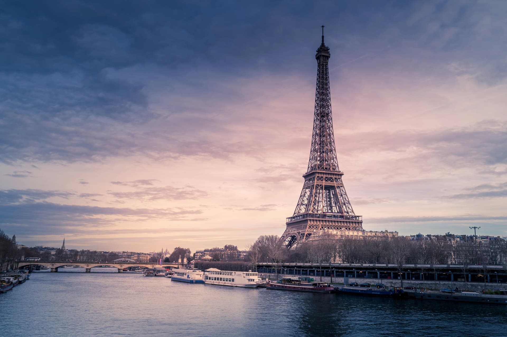 Paris Travel Guide photo 3