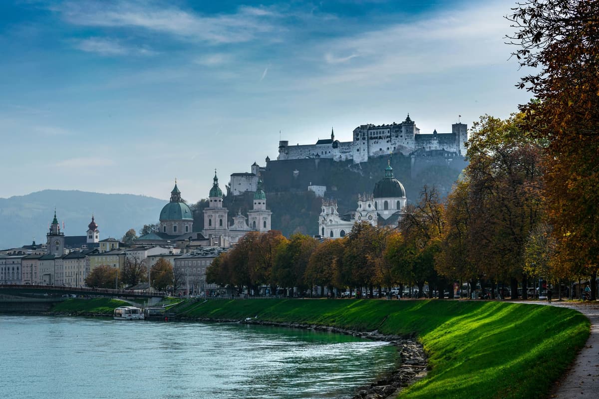 Salzburg: The City of Mozart photo 2
