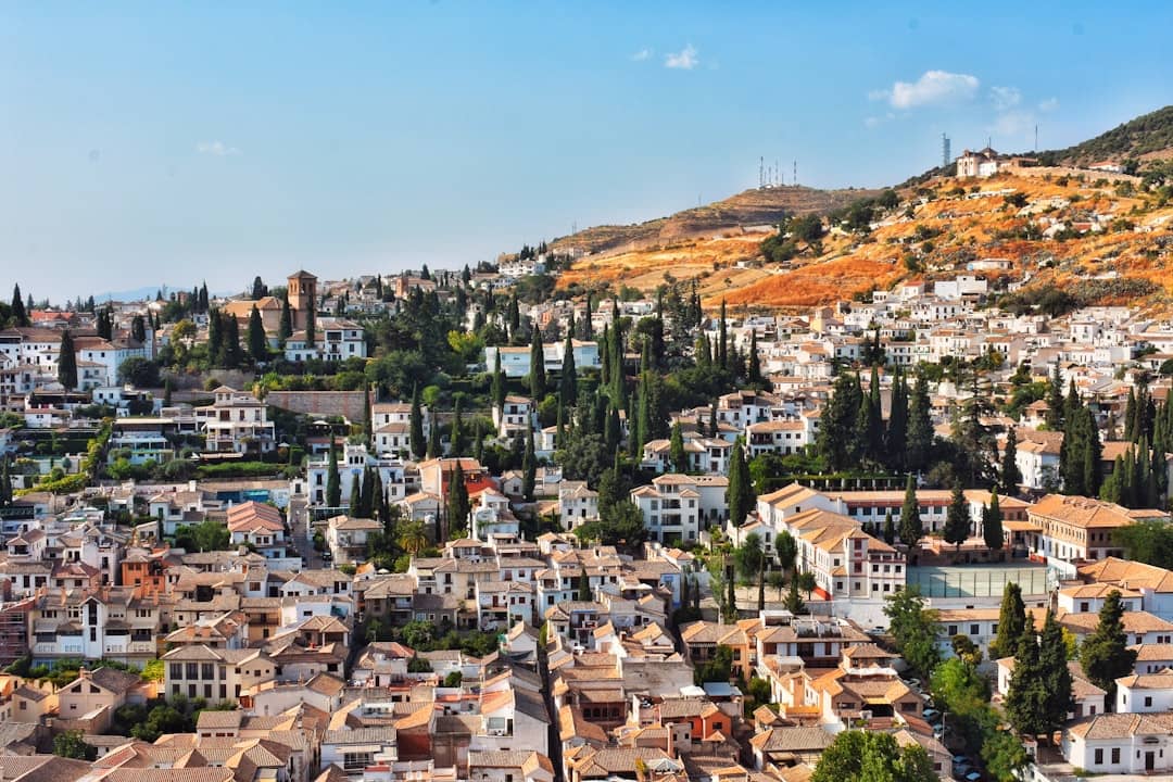 Trip to Granada: Best Time, Attractions & Complete Travel Guide 2
