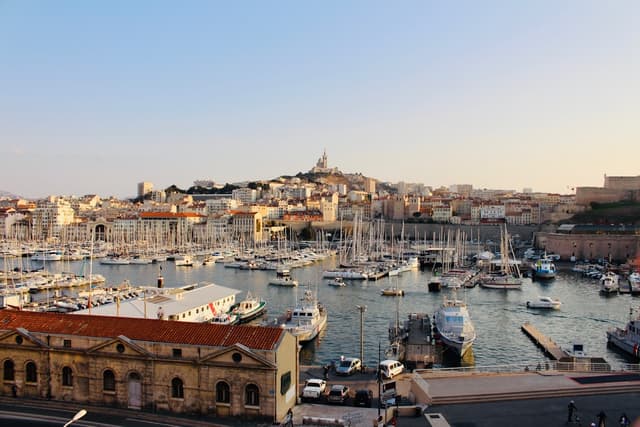 Places to See in Marseille: Top Attractions & Travel Guide