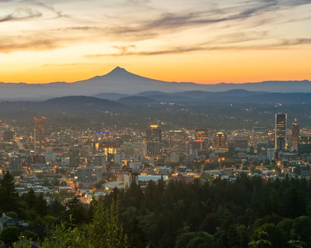 Best Time to Visit Portland Oregon for Weather & Travel
