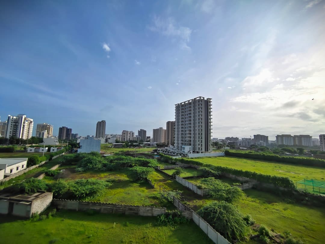 Rajkot Travel Guide: Sights, Food, and Local Chaos