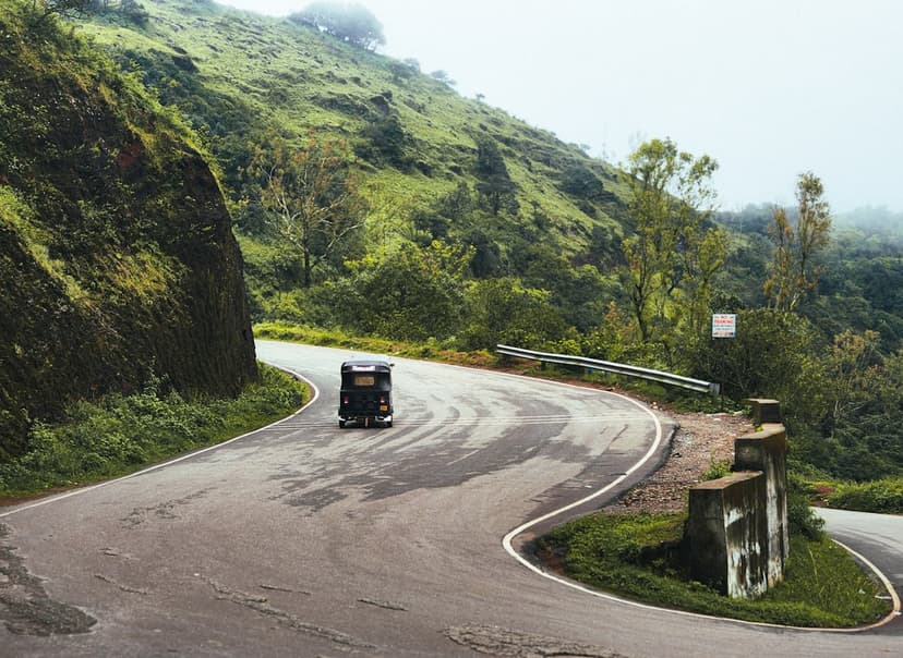 Chikmagalur Travel Guide: Hill Drives and Quiet Sunsets