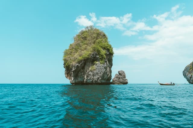Your Guide to the Best Time to Visit Phi Phi Island Thailand