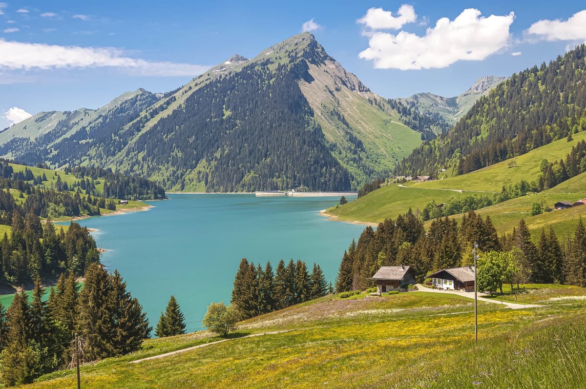 Switzerland Travel Guide